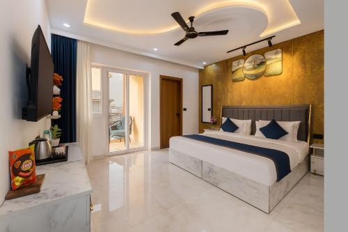 Sector 70 Apartment | Amaze Stays Noida Sector 70