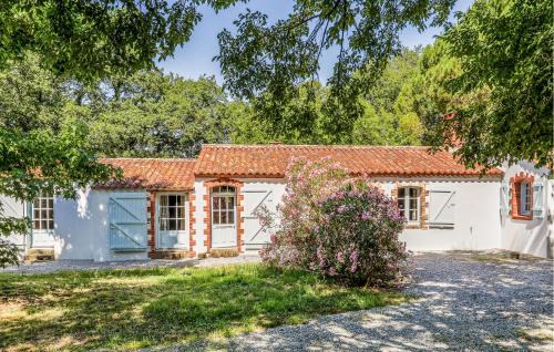 La Boissiere-des-Landes House | Amazing Home In La Boissières Des Land