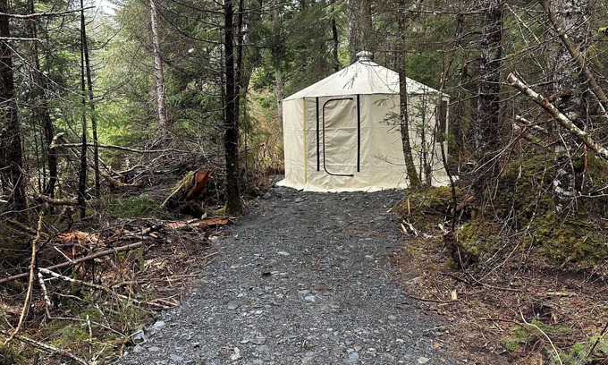 Bear Creek RV Rental | Amazing 1-bedroom yurt in Seward