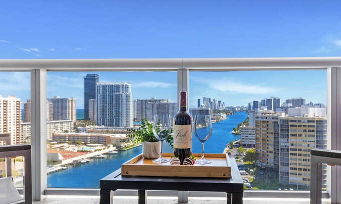 Hallandale Beach Apartment | Amazing 1BR Apartment + Pool + Fitness Center
