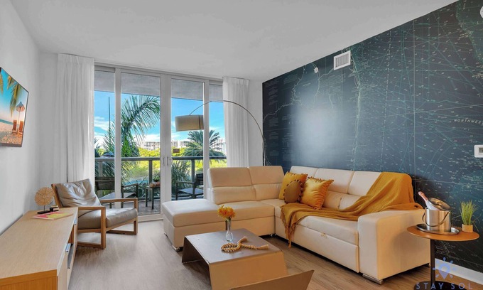 Hallandale Beach Apartment | Amazing 1BR Apt with Amenities, Pool and Gym
