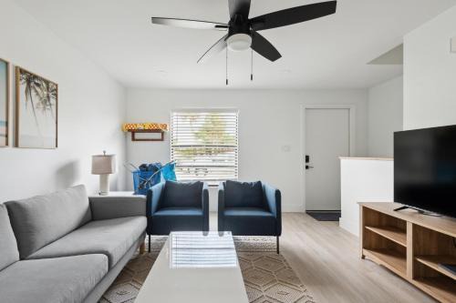 Indialantic Apartment | Amazing 2 Bedroom Townhouse near beach