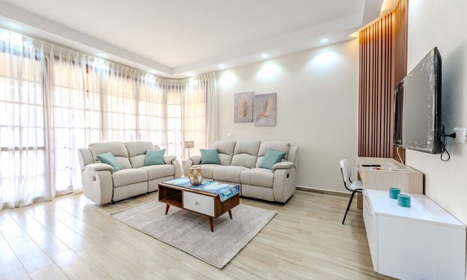 Dream Land Apartment | Amazing 2BR Golf View Apartment