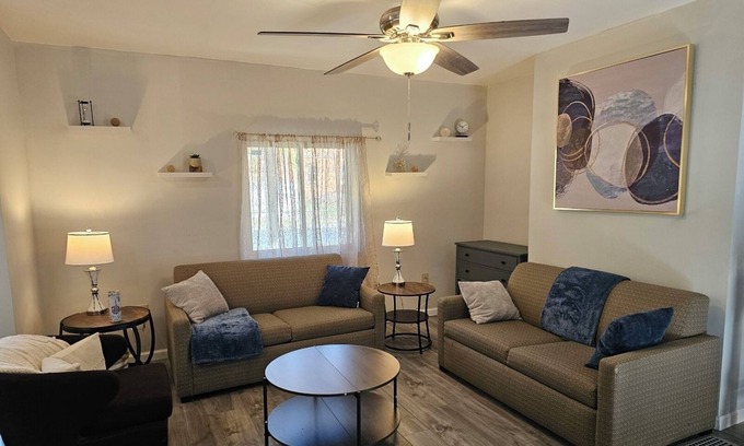 Steubenville House | Amazing 3 bedroom, 1.5 bath Dream Home near Franciscan Univ. in Steubenville