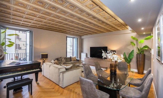 Rome City Centre Apartment | Amazing 3-Bedrooms Pantheon