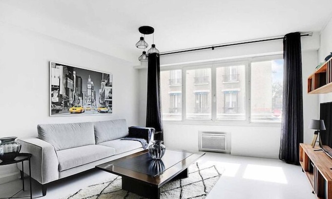 Saint-Lambert Apartment | Amazing apartment - 3BR/6P - Near Convention