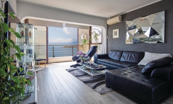Kraljevica Apartment | Amazing apartment in Kraljevica