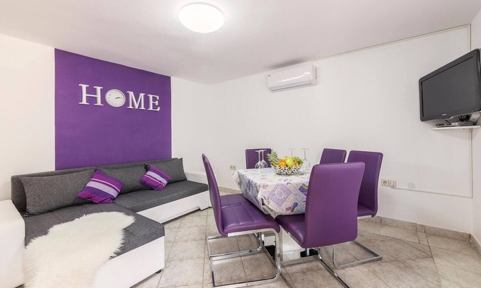 Pavicini Apartment | Amazing apartment in Pavicini with WiFi