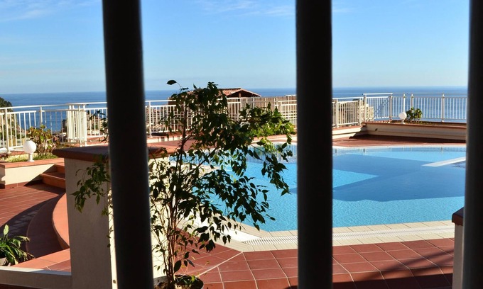 Cap d'Ail Apartment | AMAZING APARTMENT LOFT NEAR THE BEACHES