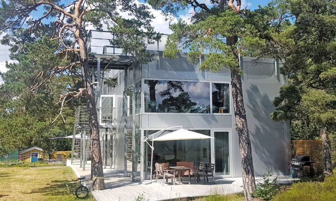 Saltsjobaden Apartment | Amazing Artist´s villa in the skerries of Stockholm