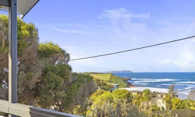 Smiths Beach House | Amazing beach and water views just a short walk from Smiths Beach and YCW Beach.