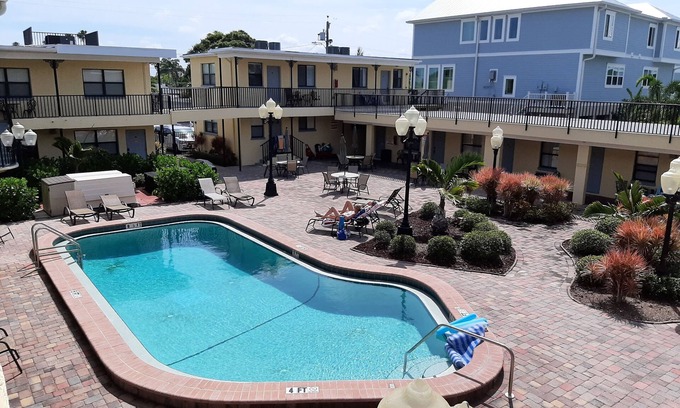North Redington Beach Apartment | Amazing Beach Condo/Awesome Amenities #2