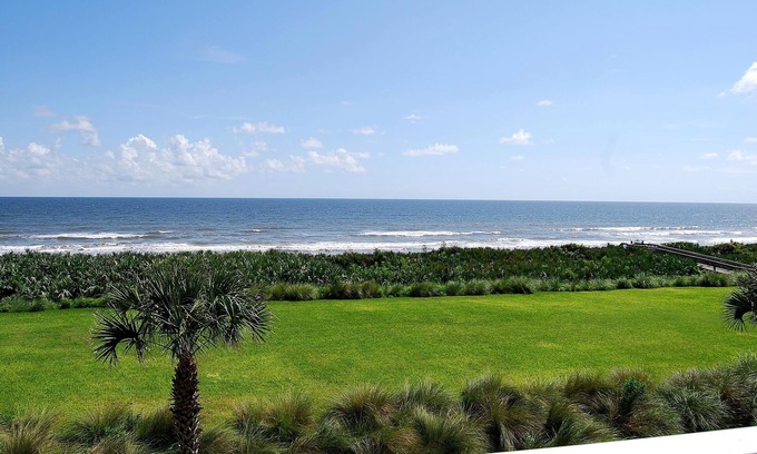 Palm Coast Condo | Amazing Beach Front Oasis, 3 Br/3 Ba With Spectacular Views