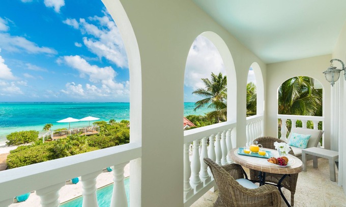 Providenciales Villa | Amazing Beach Front Villa!