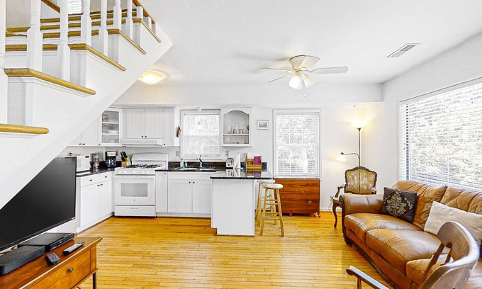 Folly Beach House | Amazing Beach Home w/Free WiFi/Private Washer/Dryer - 200 Steps to Beach Access