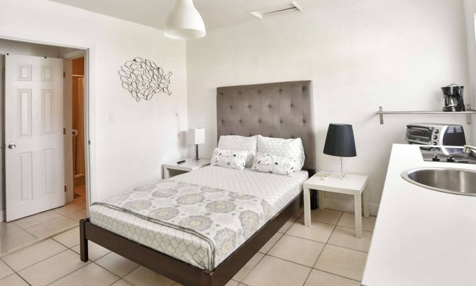Wynwood Art District Condo | ✨Amazing charming studio in Wynwood 1453R