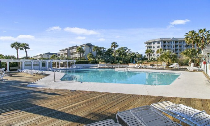 North Forest Beach Apartment | Amazing Condo in Sea Crest w/ Community Pool!