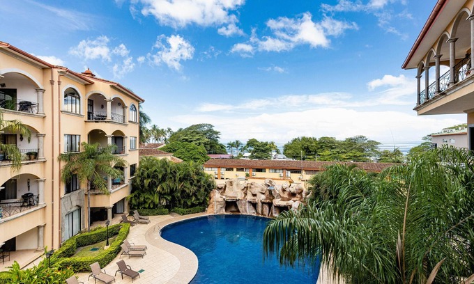 Tamarindo Condo | Amazing condo with ocean view - Very close to incredible restaurants