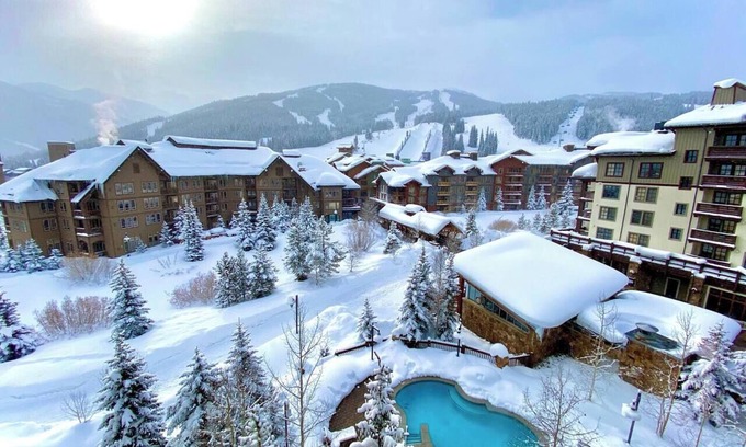 Copper Mountain Village Condo | Amazing Copper Mountain Views! Steps to Lifts!