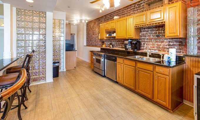 Historic District - North Condo | Amazing Downtown Loft w/ Parking, Overlooking River Street by Lucky Savannah
