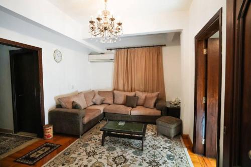 Heliopolis Apartment | Amazing Flat 9 mins to Airport at Heliopolis
