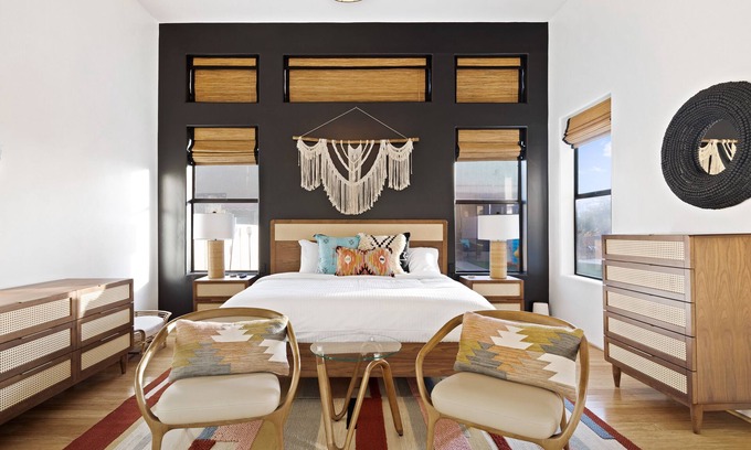 Central Scottsdale House | Amazing games, swimming, pool table, and more at Midnight at the Oasis