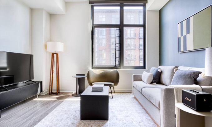 H Street Corridor Apartment | Amazing H Street 1BR w/Rooftop Pool & Gym, walk to Metro, by Blueground