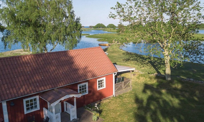 Fagelmara House | Amazing home in Fågelmara with WiFi