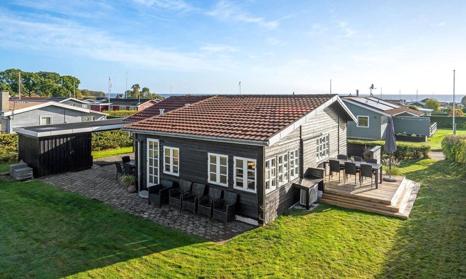 Juelsminde House | Amazing home in Juelsminde with WiFi
