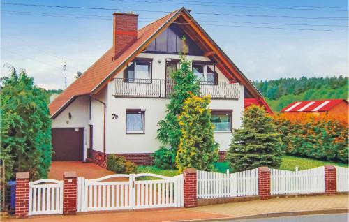 Kolczewo House | Amazing Home In Kolczewo With Sauna