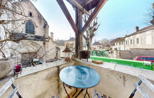 Volnay House | Amazing Home In Volnay With Wifi