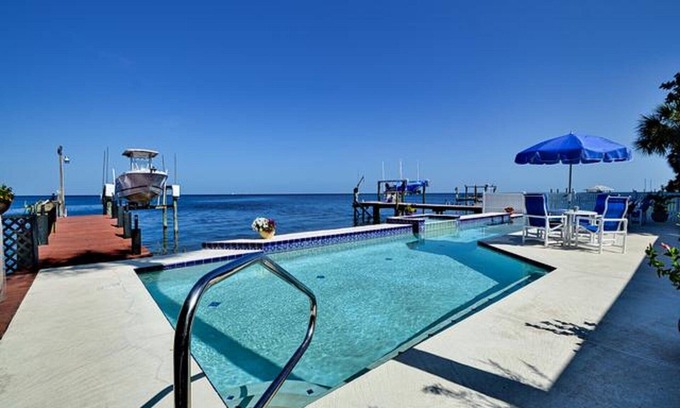 Baileys Bluff Estates House | Amazing home right on the gulf of Mexico, PGA Copperhead Golf Course mns awayn