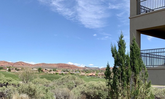 St. George Condo | Amazing light! Quiet. Beautiful view!