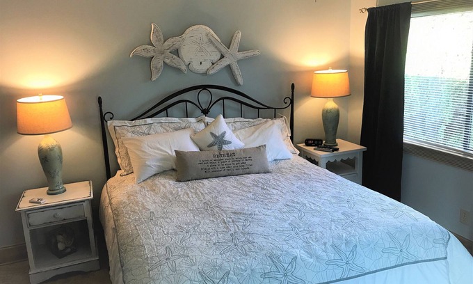 Santa Rosa Beach House | Amazing Location in Beautiful Blue Mountain Beach. 75 Yards from the Sand.