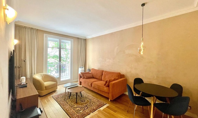 Champs-Elysees Apartment | AMAZING LOCATION APT❤️ PARIS CHAMPS-ELYSEES❤️2 BDR ❤️ 6/7 P