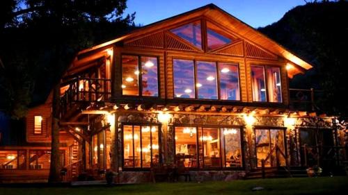 Carbon County House | Amazing Lodge Rental Ideal for Events in Encampment, Wyoming