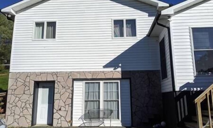 Deep Gap Apartment | Amazing Mountain Views, located on the Blue Ridge Parkway & Mountain-Sea Trail