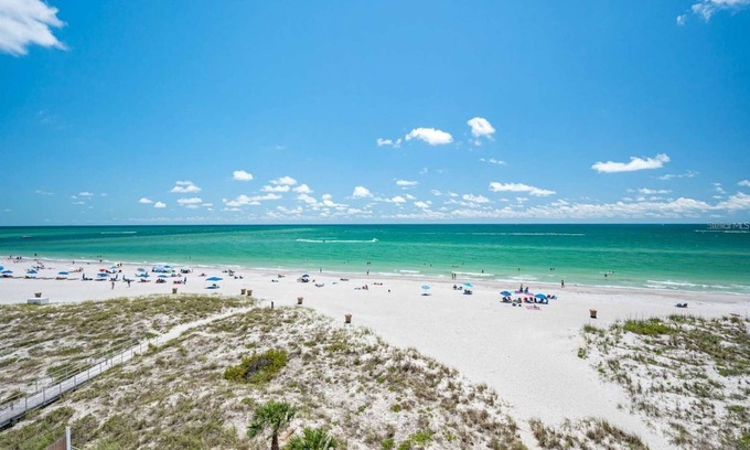 Madeira Beach Apartment | Amazing Ocean View, Heated Pool @ Madeira Beach, by John's Pass