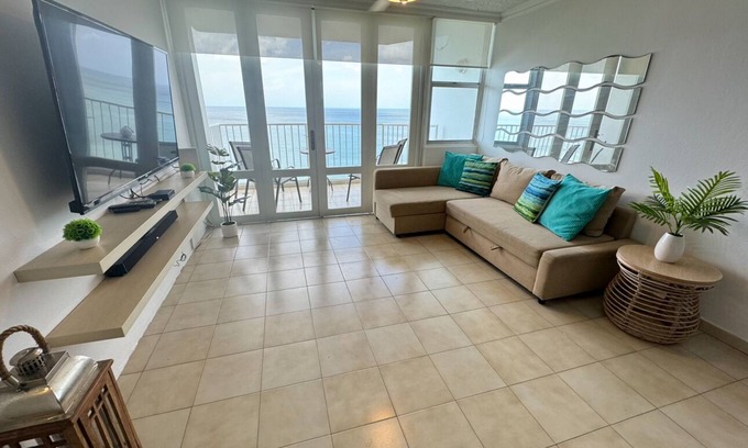 Isla Verde Apartment | Amazing Ocean View 2BR/2BA Apt