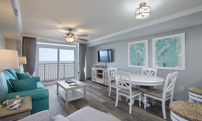 Myrtle Beach Condo | Amazing Oceanfront 2 Bed 2 Bath Condo in Myrtle Beach