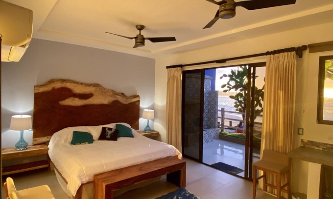 Potrero Apartment | Amazing right on the water, BEACHFRONT studio near Tamarindo