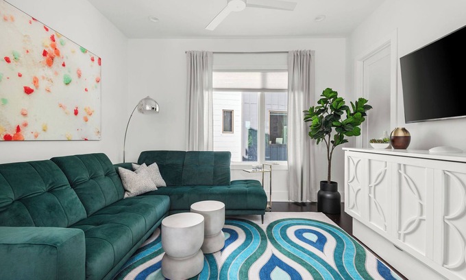 Historic Waverly Condo | Amazing Rooftop Home walk to 12S 4th night FREE