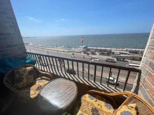 Bab Sharqi Apartment | Amazing Sea View 2 bedroom apartment