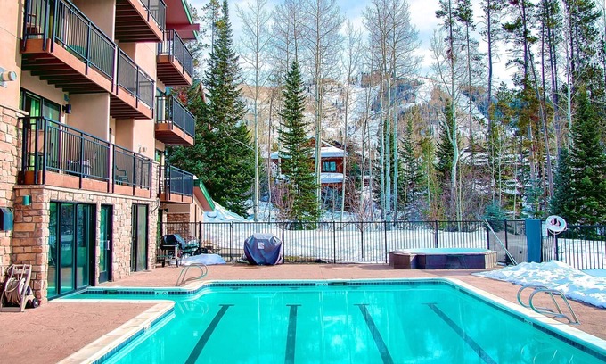 Steamboat Springs Condo | Amazing Setting on Mtn-100 yds to Trails-Heated Pool-Hot Tub-Grill-Decks-Beautifully Remodeled