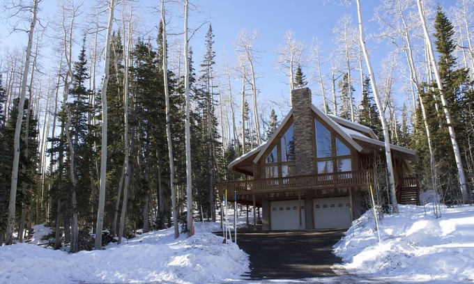 Brian Head Cabin | Amazing Ski In/Ski Out Cabin @ Brian Head Resort