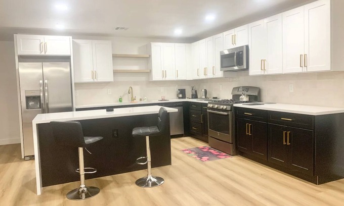 Las Vegas House | Amazing spacious NEW house, 2 minutes from Strip!