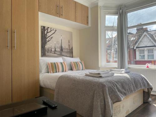 Lea Bridge Apartment | Amazing Studios - East London Walthamstow