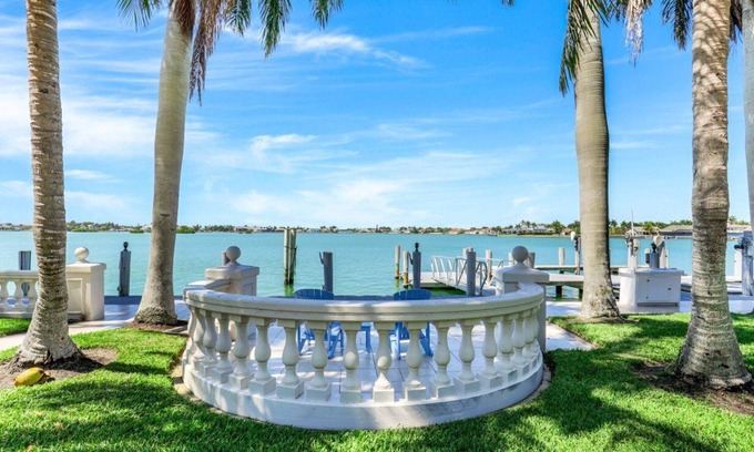 Marco Island House | Amazing Supersized Estate in Marco Island