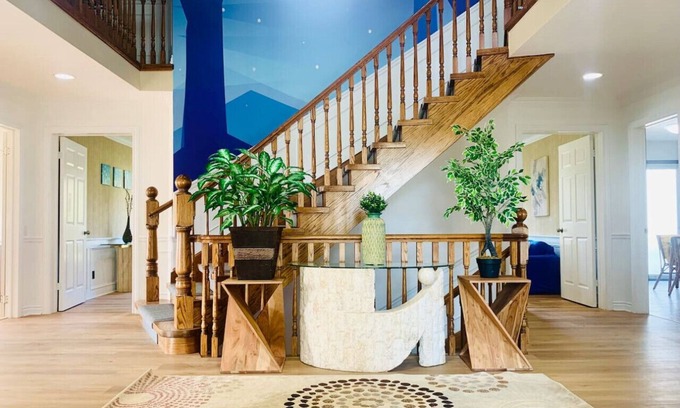 Richmond Hill House | Amazing Unique House in Richmond Hill/25+