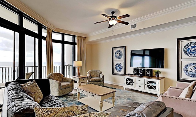 Orange Beach Condo | Amazing views, Indoor/Outdoor Pools!